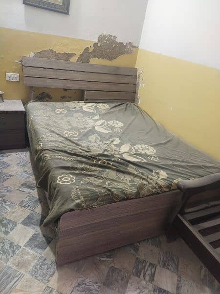 used bed for sale without matress 1