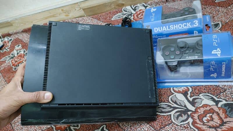 ps3 500gb 45 games installed with 2 remotes wirelles 3
