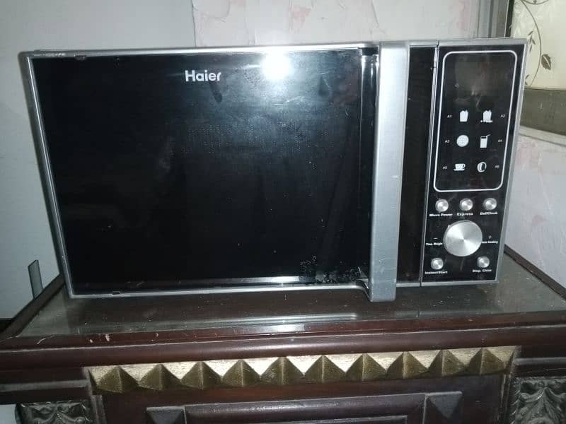 Haier Microwave Oven 20L 0