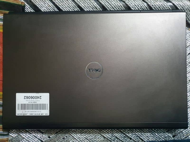 Dell m6700 graphic gaming laptop 0