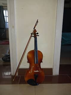 Student violin,  size 4/4, with case and bow.