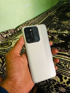 Tecno spark 8c 3/64 without open