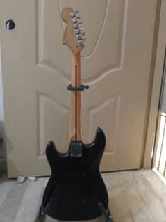 Electric guitar good condition