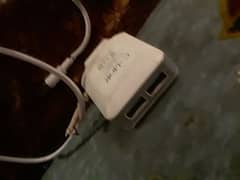 fast chargers 2 point wala with 1 cable