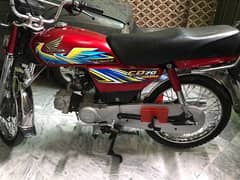 Honda 70t good condition urgent sale please only call