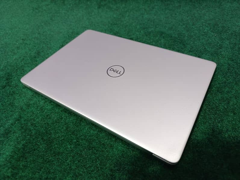 Dell Aluminium Body Core i3 8th Gen 12GB DDR4 256GB NVMe Fingerprint 0