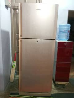 Kenwood Classic Series Refrigerator (Defrost)
