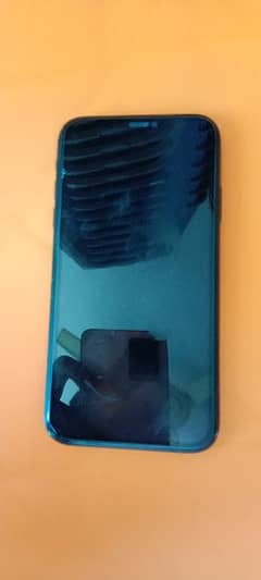 Iphone xr (10 by 10 condition)