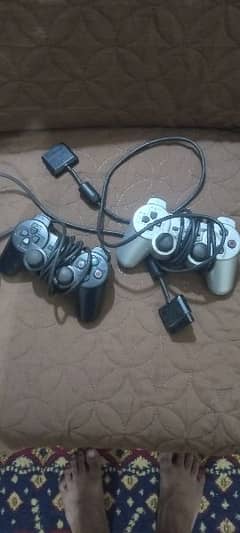 Playstation 2 controllers