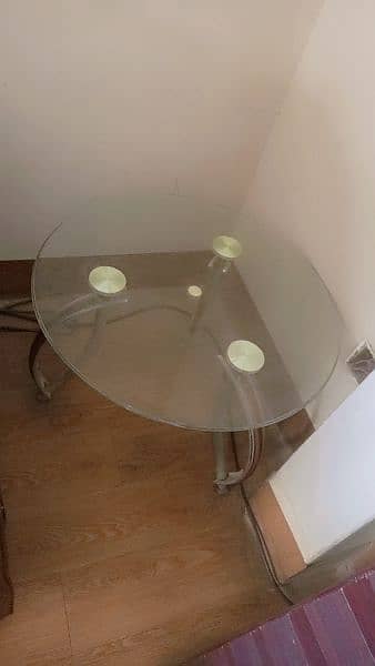 urgent sale tempered glass center table+ 1 side table + covers 4