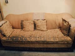 Basic Sofa Set