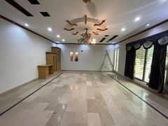 1 Kanal Outstanding 1st Floor Portion For SILENT OFFICE In Johar Town Near Emporium Mall Prime Location