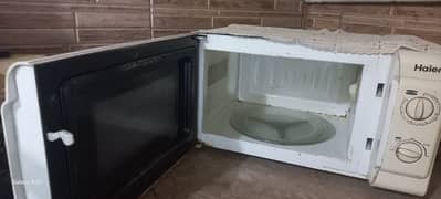 Haier 16 L microwave oven