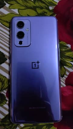 one plus 9 for sale single Sim approved condition 10 by10 water pack