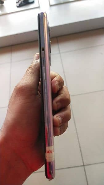 one plus 9 for sale single Sim approved condition 10 by10 water pack 4