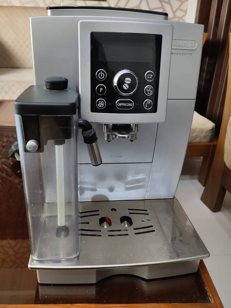 DeLonghi Fully Automatic Coffee Machine 0