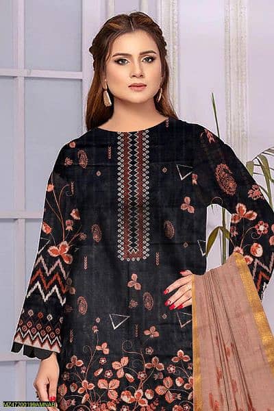3 PCs woman's unstitched lawn printed suit