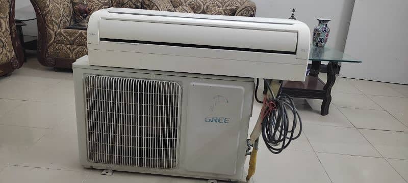 Gree 1.5 ton AC for Sale (Non Inverter) 0