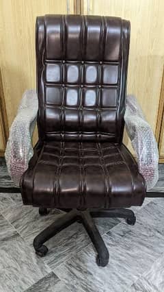 Executive Office Chair 10/10 Brand New Condition
