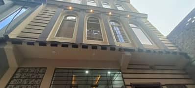 Centrally Located Prime Location House Available In Gulberg For rent