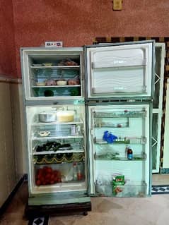 Dawlance Fridge for sale, full size refrigerator (14 cubic)