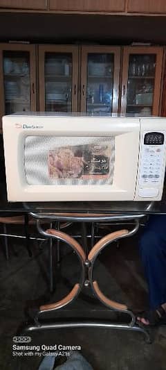 Dwalance microwave 36litre capacity urgent sale