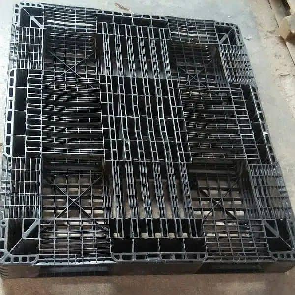 Plastic Pallet Imported Pallets | Pallets Stock Availabke 2