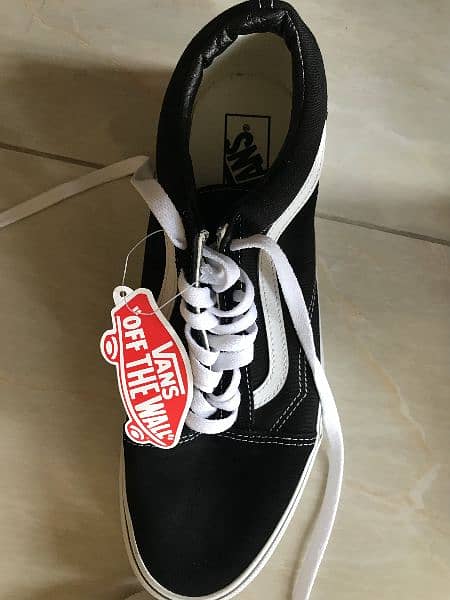 Vans Old Skool Black Sneakers Brand New 0