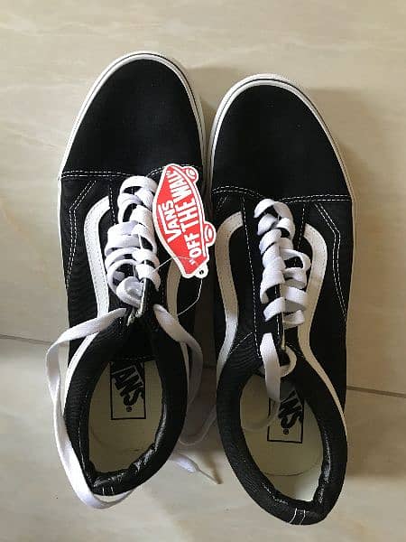 Vans Old Skool Black Sneakers Brand New 1