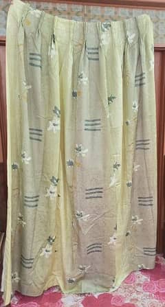 2 Windows Curtain(Aster wale)Width 4.4ft,length: 7ft Best in condition