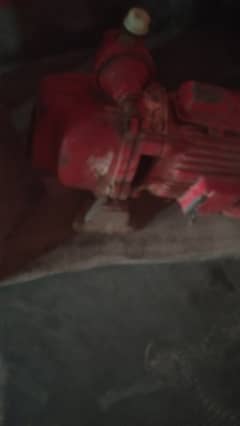 Single Ampeller Pump in good condition