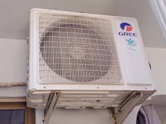 gree inverter ac gOod condition wifi system all ok
