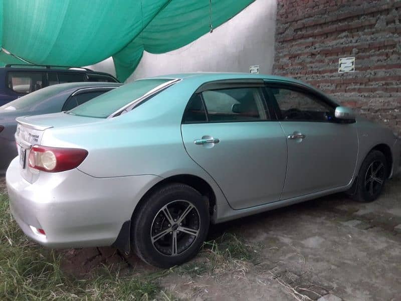 Toyota Corolla GLI 2011 5