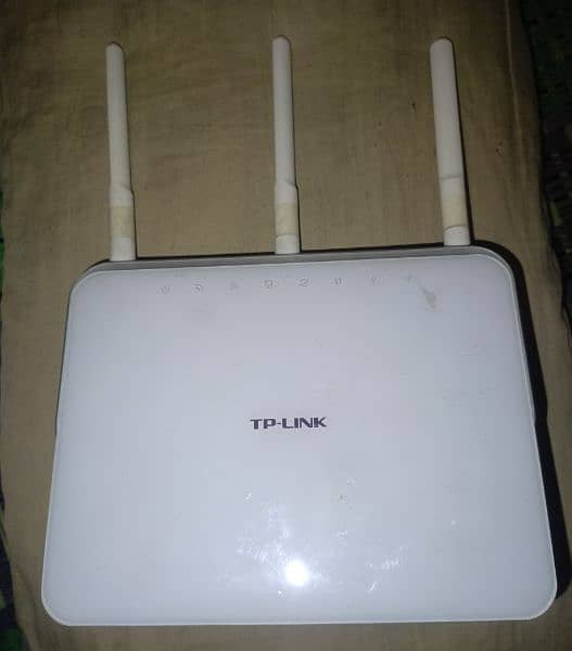 TP-Link Archer C9 AC1900 Wireless Dual Band Gigabit Router Ver:5.0 1