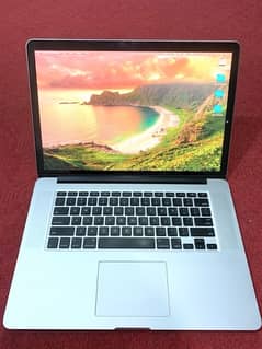 MacBook Pro 2015 15" 16/512 with AMD Graphics