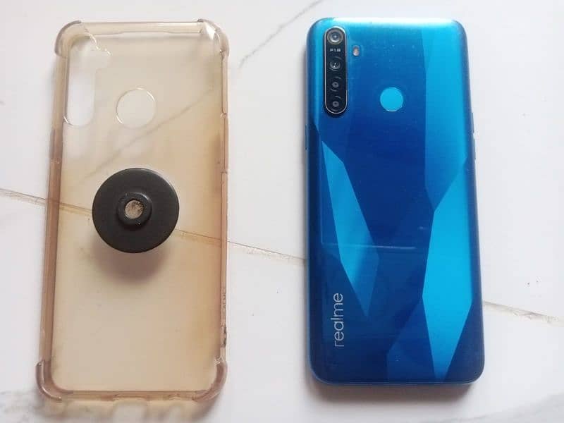 Realme 5 with dabba and charger 03322909826 WhatsApp 0