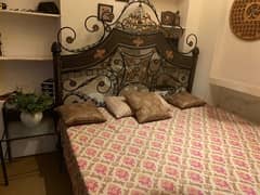 King sized bed in good condition