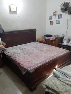 Bed set and Almari And Divider