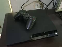 jtag ps3 slim lush 10\10 with 2 wireless controller only 1 month use.