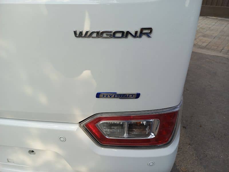 Suzuki Wagon R 2021-2024 14