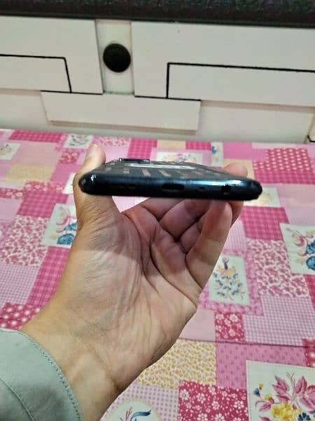 oppo f19 good condition 4