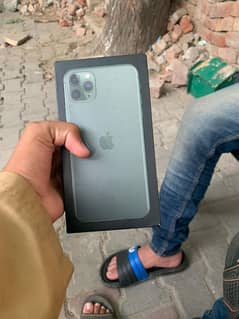 I phone 11 pro max non PTA 10 by 10 condition all ok face id ok