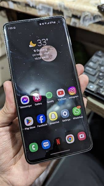 Samsung Galaxy S10 3