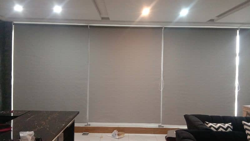 All types of windows blinds available 10