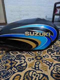 Suzuki GS 150 Fuel Tank