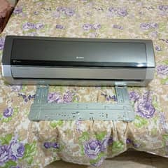 GREE AIR CONDITIONER 2 Ton GS-24CITH120/1