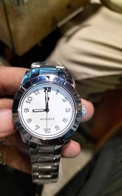 ORIGINAL LUXURY MEN'S TOMMY  HILFIGER WHITE AND SILVER STAINLESS STEEL