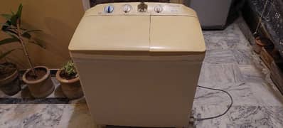 Dawlence full size washing machine