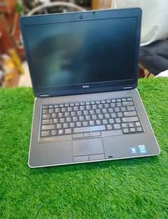 Dell Latitude e6440 Corei5 4th Gen Laptop with Radeon 2GB Graphic Card