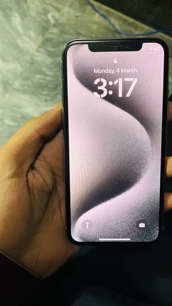 iphone x 64gb nonpta 10/9 condition 74%health 2